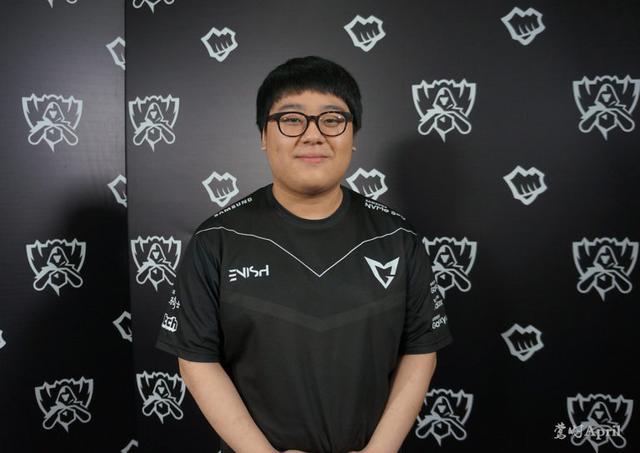 避免对个人 避免对个人